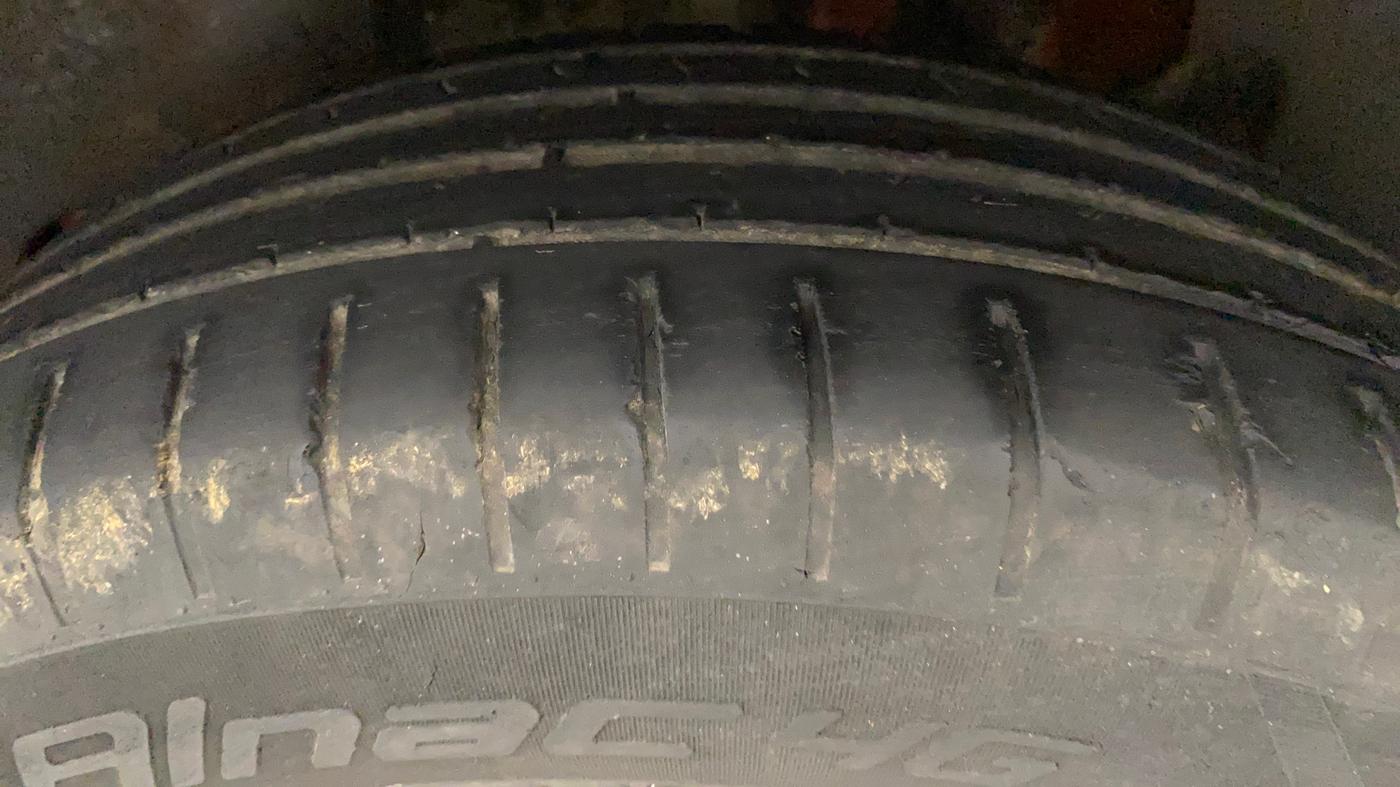 2019 Maruti Swift ZXI, Petrol, Manual, 41,099 km, Left Rear Tyre Tread