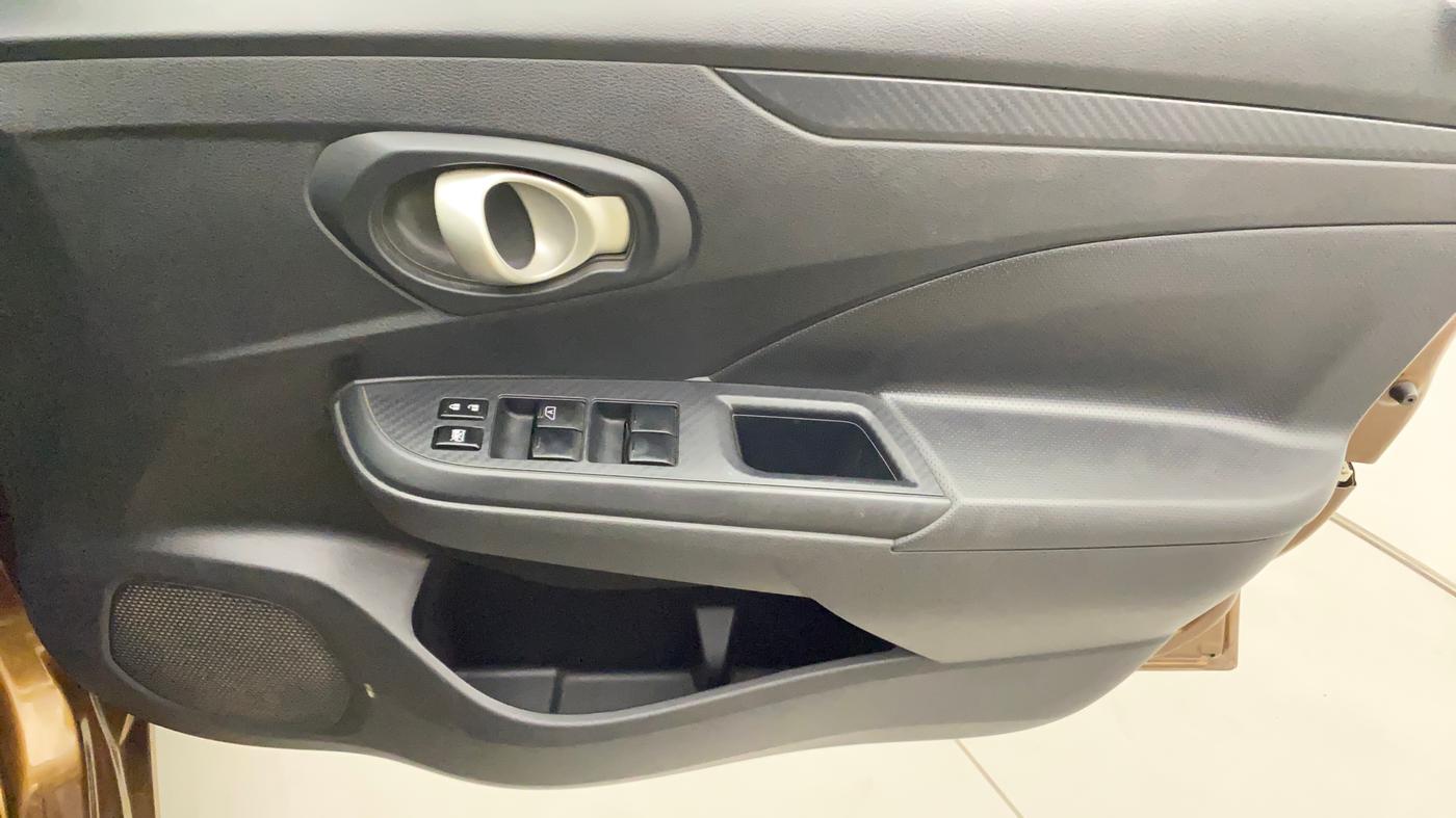 2019 Datsun Go Plus T, Petrol, Manual, 44,384 km, Driver Side Door Panels Control