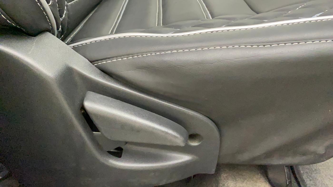 2019 Datsun Go Plus T, Petrol, Manual, 44,384 km, Driver Side Adjustment Panel