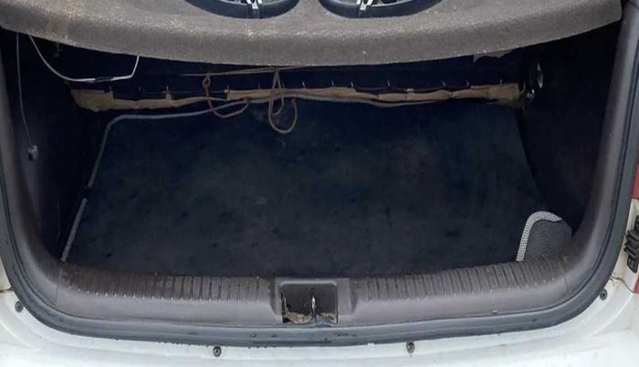 2013 Hyundai Santro Xing GL PLUS, Petrol, Manual, 38,056 km, Boot Inside