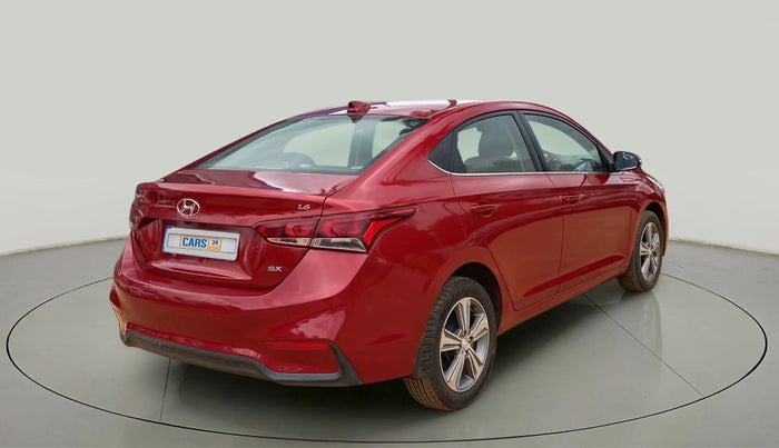 2017 Hyundai Verna 1.6 VTVT SX, Petrol, Manual, 61,978 km, Right Back Diagonal