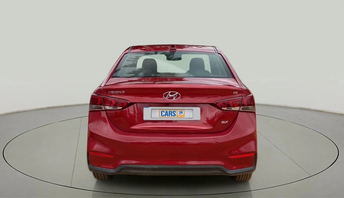 2017 Hyundai Verna 1.6 VTVT SX, Petrol, Manual, 61,978 km, Back/Rear