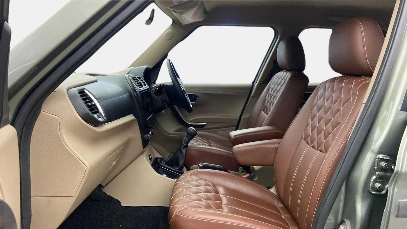 2023 Mahindra BOLERO NEO N 10, Diesel, Manual, 5,984 km, Right Side Front Door Cabin