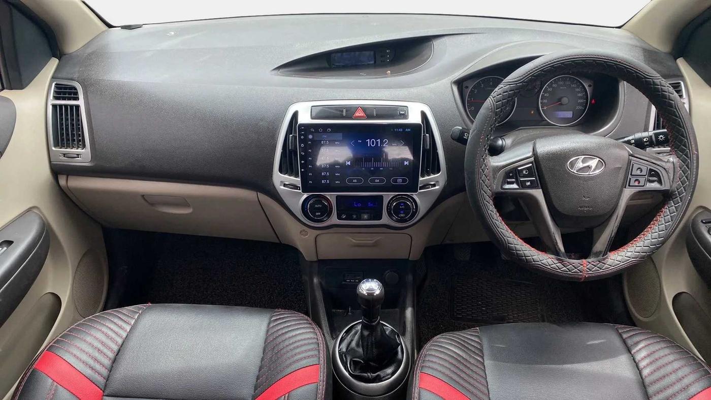 2013 Hyundai i20 SPORTZ 1.2, Petrol, Manual, 66,230 km, Dashboard