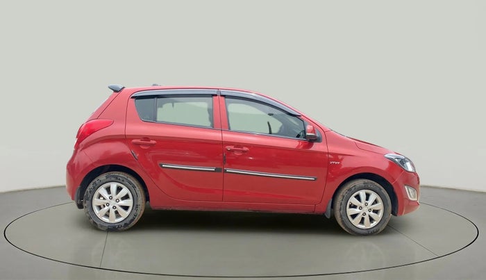 2013 Hyundai i20 SPORTZ 1.2, Petrol, Manual, 66,230 km, Right Side