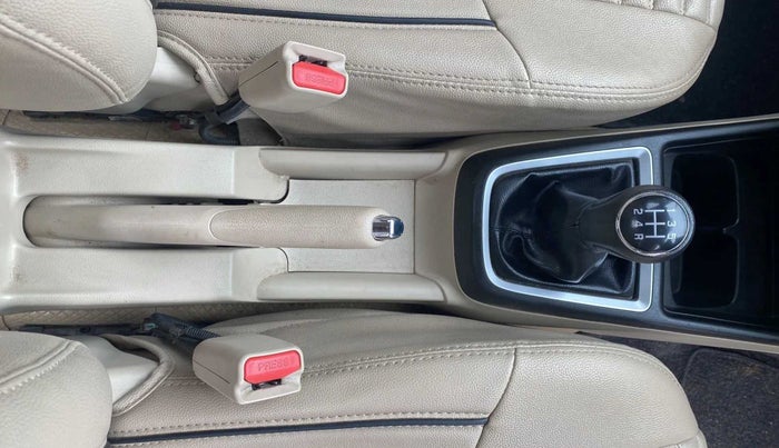 2021 Maruti Dzire ZXI, Petrol, Manual, 18,688 km, Gear Lever