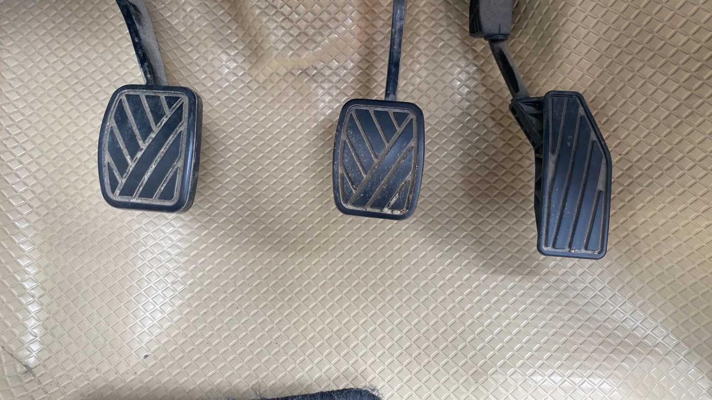 2021 Maruti Dzire ZXI, Petrol, Manual, 18,688 km, Pedals