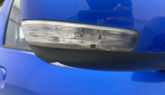 2022 Maruti Celerio ZXI, Petrol, Manual, 8,368 km, Right rear-view mirror - Indicator light has minor damage