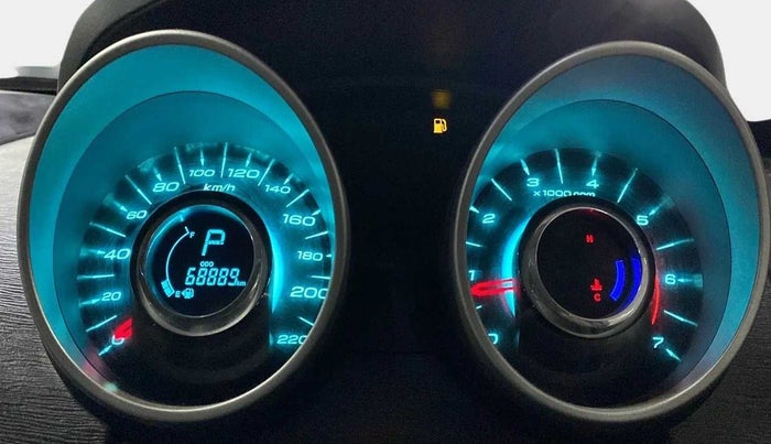 2017 Mahindra XUV500 W10 AT, Diesel, Automatic, 70,770 km, Odometer Image