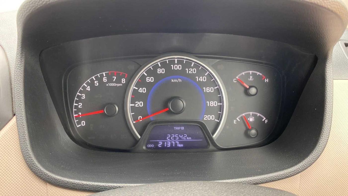 2017 Hyundai Grand i10 SPORTZ (O) 1.2 KAPPA VTVT, Petrol, Manual, 21,339 km, Odometer Image