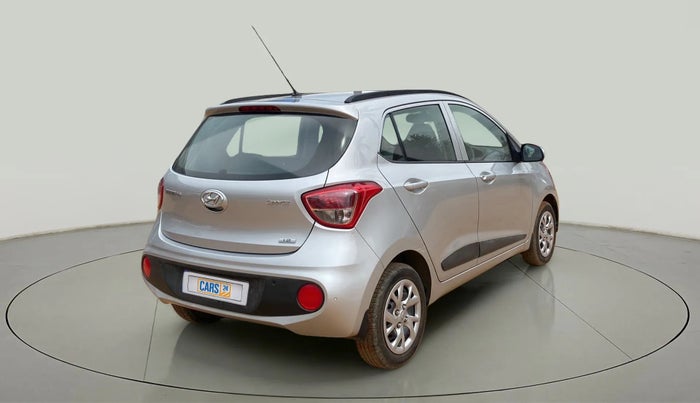 2017 Hyundai Grand i10 SPORTZ (O) 1.2 KAPPA VTVT, Petrol, Manual, 21,339 km, Right Back Diagonal