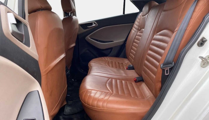 2019 Hyundai Elite i20 SPORTZ PLUS 1.2, Petrol, Manual, 60,289 km, Right Side Rear Door Cabin