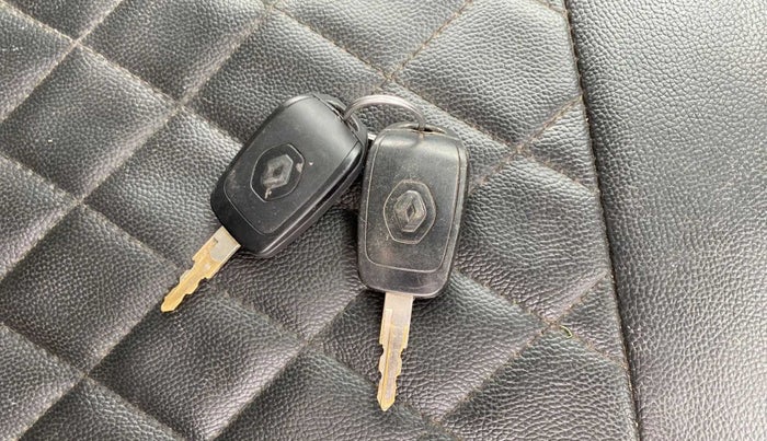 2018 Renault Kwid RXL, CNG, Manual, 42,115 km, Key Close Up