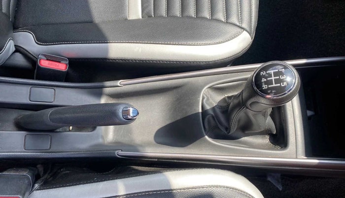 2019 Maruti Baleno DELTA PETROL 1.2, Petrol, Manual, 20,907 km, Gear Lever