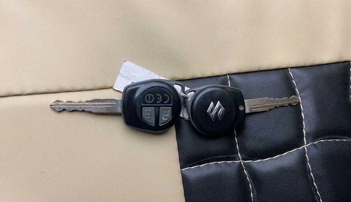 2016 Maruti Ciaz VXI+AT, Petrol, Automatic, 78,214 km, Key Close Up