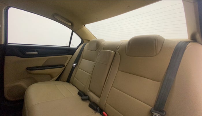 2021 Honda Amaze 1.2L I-VTEC VX CVT, Petrol, Automatic, 23,918 km, Right Side Rear Door Cabin