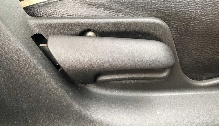 2017 Maruti Swift VXI, Petrol, Manual, 63,695 km, Driver Side Adjustment Panel