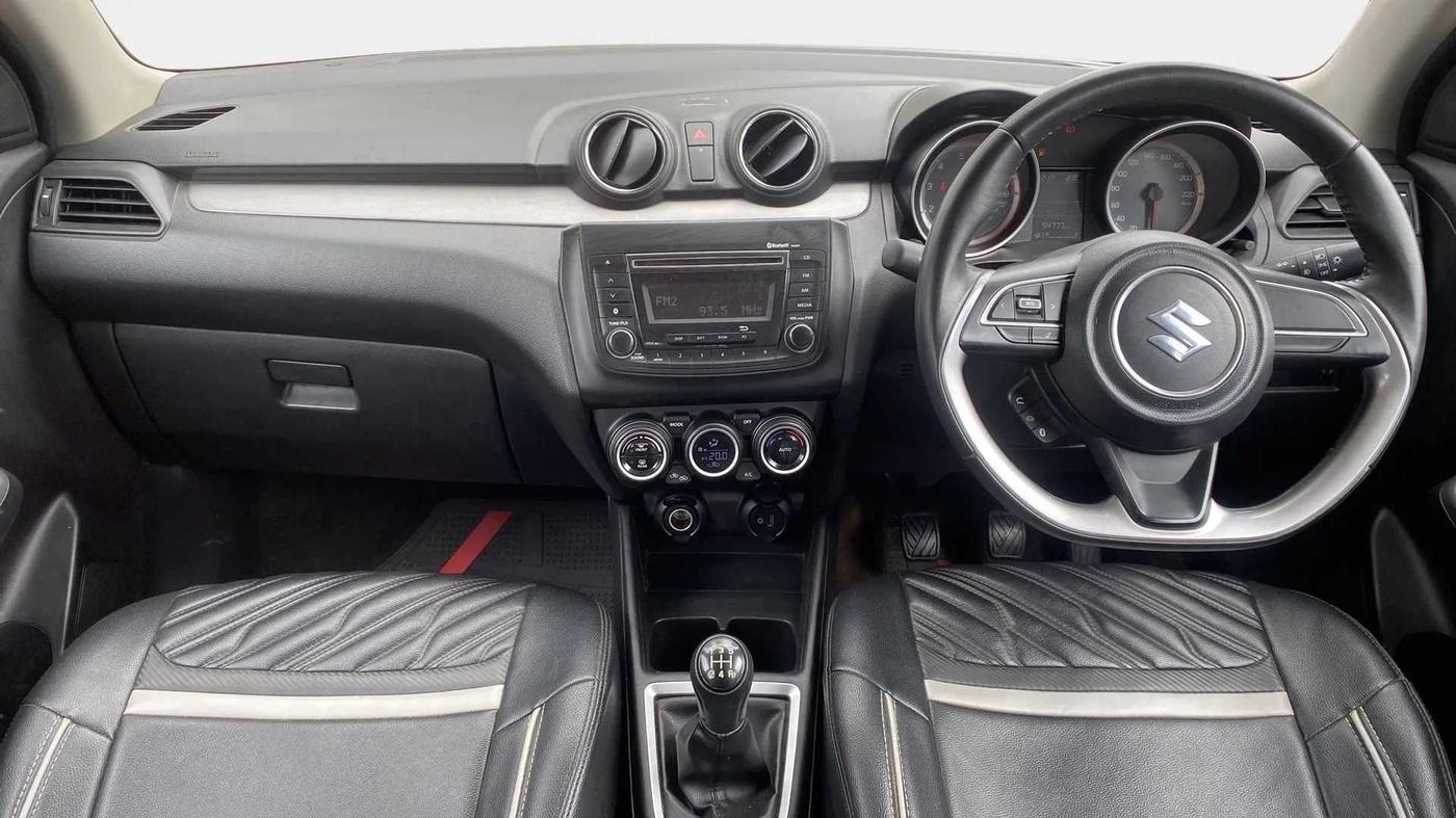 2020 Maruti Swift ZXI, Petrol, Manual, 54,755 km, Dashboard