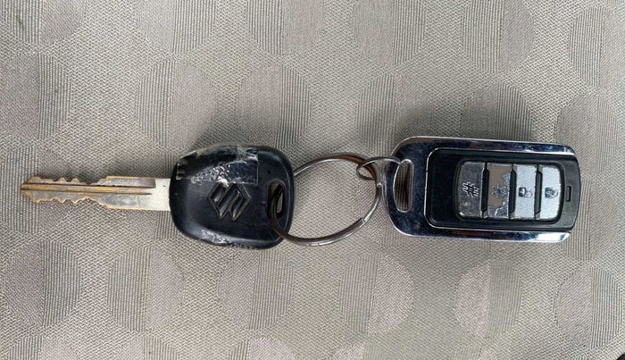 2016 Maruti Celerio VXI, Petrol, Manual, 82,160 km, Key Close Up