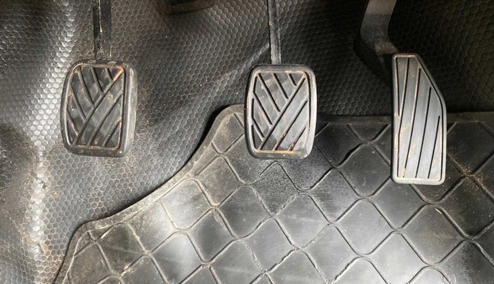 2016 Maruti Celerio VXI, Petrol, Manual, 82,160 km, Pedals