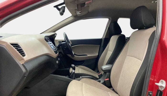 2014 Hyundai Elite i20 SPORTZ 1.2 (O), Petrol, Manual, 44,432 km, Right Side Front Door Cabin