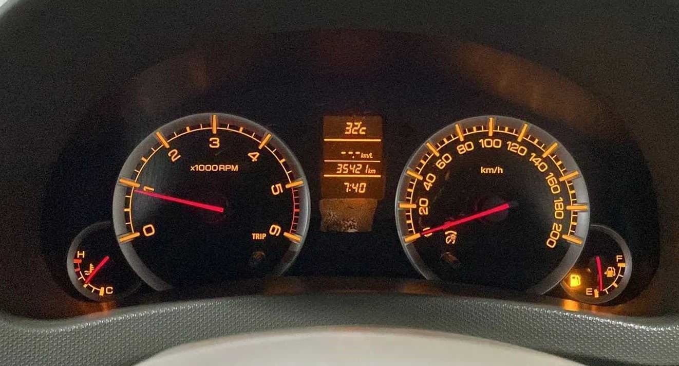 2013 Maruti Ertiga ZDI, Diesel, Manual, 35,507 km, Odometer Image