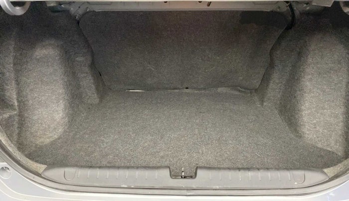 2018 Honda Amaze 1.2L I-VTEC VX, Petrol, Manual, 30,073 km, Boot Inside