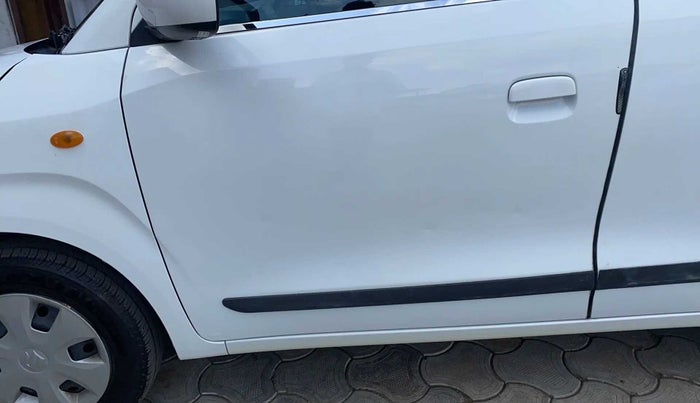 2023 Maruti New Wagon-R VXI 1.0 AMT, Petrol, Automatic, 6,689 km, Front passenger door - Slightly dented
