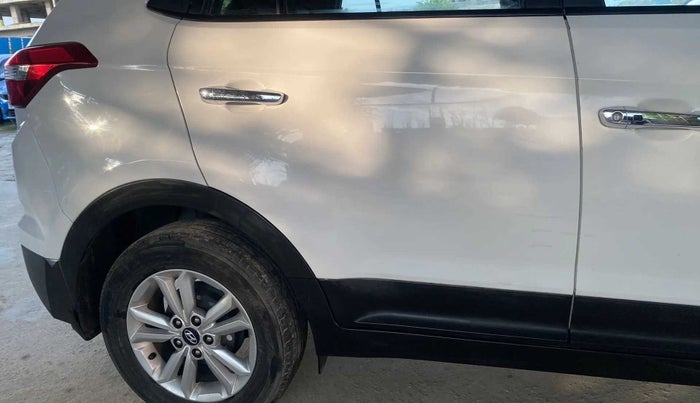 2015 Hyundai Creta SX PLUS AT 1.6 DIESEL, Diesel, Automatic, 94,243 km, Right rear door - Slightly dented