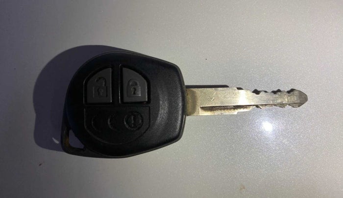2018 Maruti Dzire VXI, Petrol, Manual, 32,080 km, Key Close Up