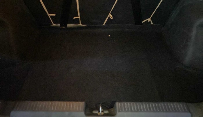 2018 Maruti Dzire VXI, Petrol, Manual, 32,080 km, Boot Inside