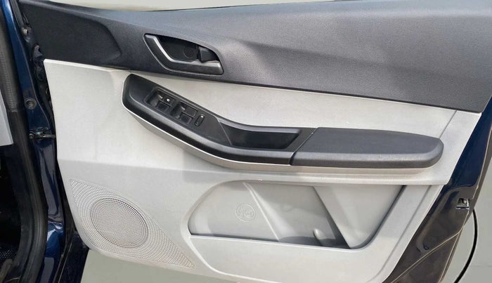 2022 Tata Tiago XT PETROL, Petrol, Manual, 33,512 km, Driver Side Door Panels Control