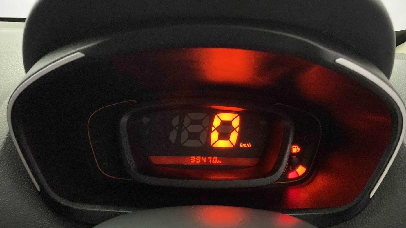2016 Renault Kwid RXL, Petrol, Manual, 39,453 km, Odometer Image