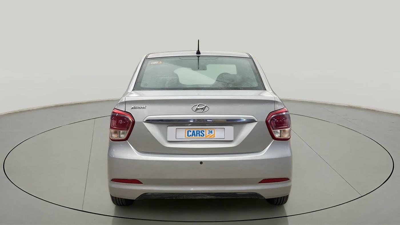 2015 Hyundai Xcent S (O) 1.2, Petrol, Manual, 66,161 km, Back/Rear