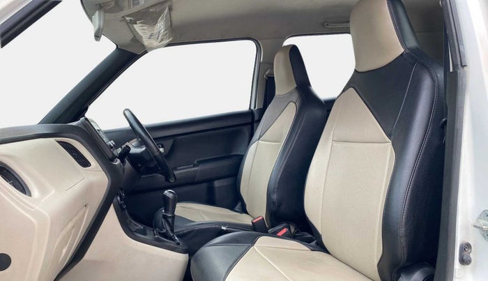 2019 Maruti New Wagon-R VXI 1.2, Petrol, Manual, 54,099 km, Right Side Front Door Cabin