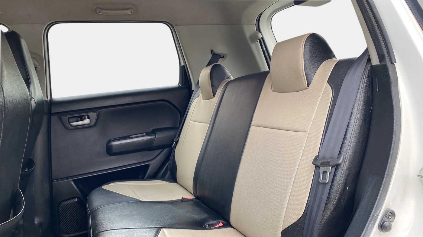2019 Maruti New Wagon-R VXI 1.2, Petrol, Manual, 54,099 km, Right Side Rear Door Cabin