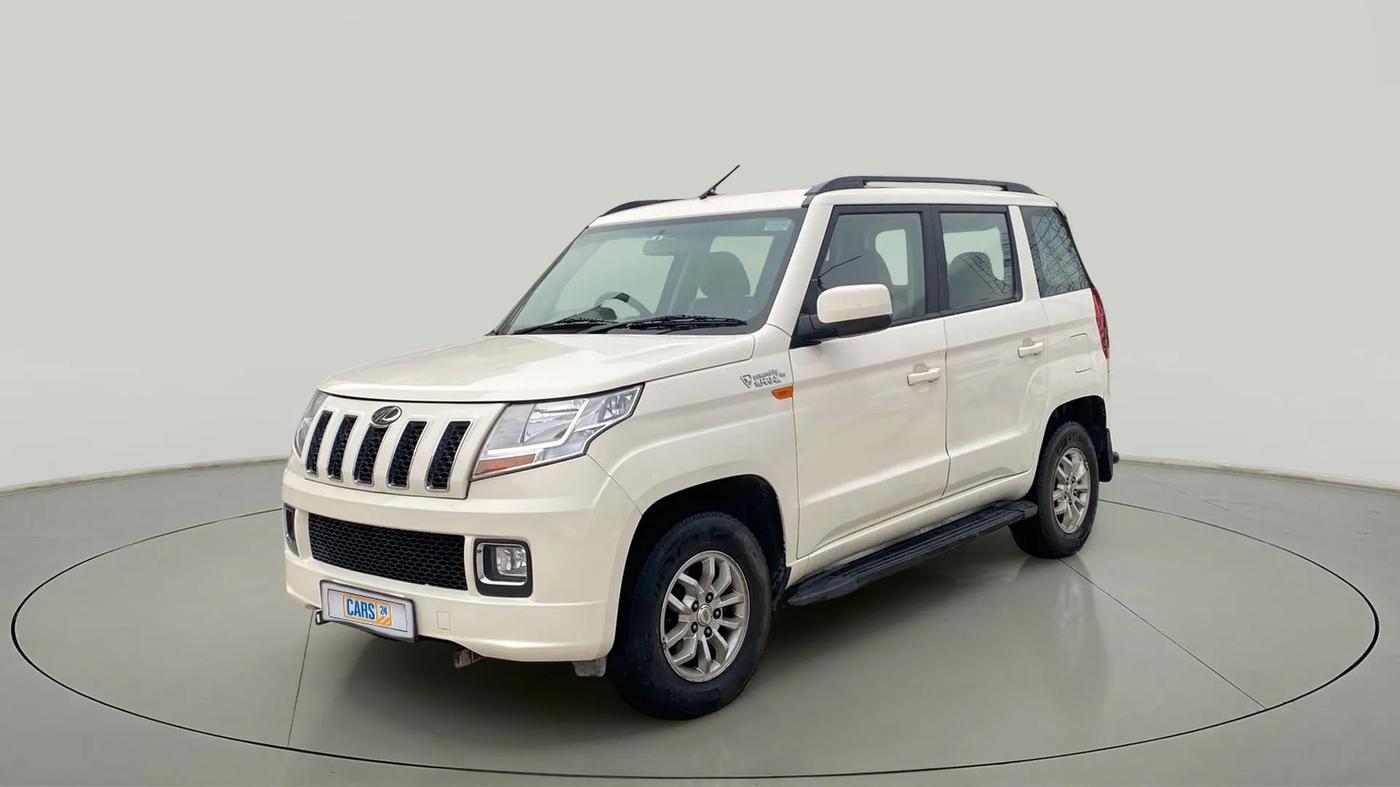 2016 Mahindra TUV300 T8, Diesel, Manual, 1,14,888 km, Left Front Diagonal