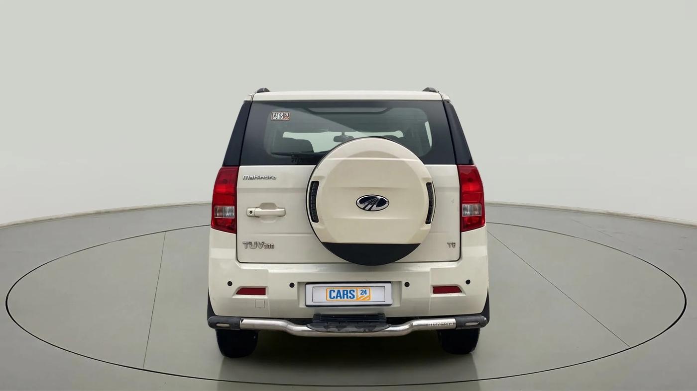 2016 Mahindra TUV300 T8, Diesel, Manual, 1,14,888 km, Back/Rear