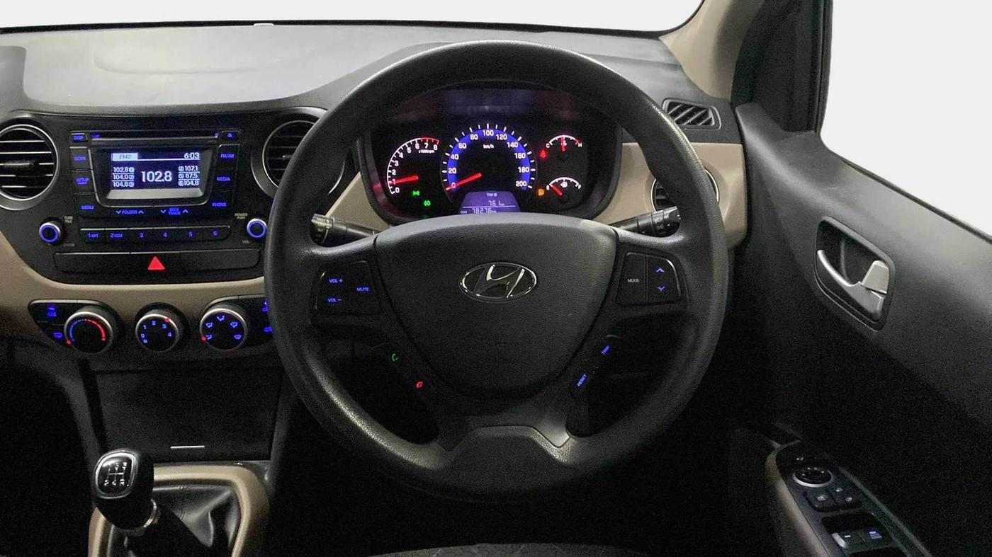 2015 Hyundai Xcent SX 1.2, Petrol, Manual, 78,311 km, Steering Wheel Close Up