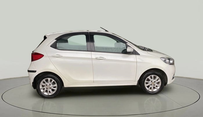 2018 Tata Tiago XZ PETROL, Petrol, Manual, 32,099 km, Right Side View