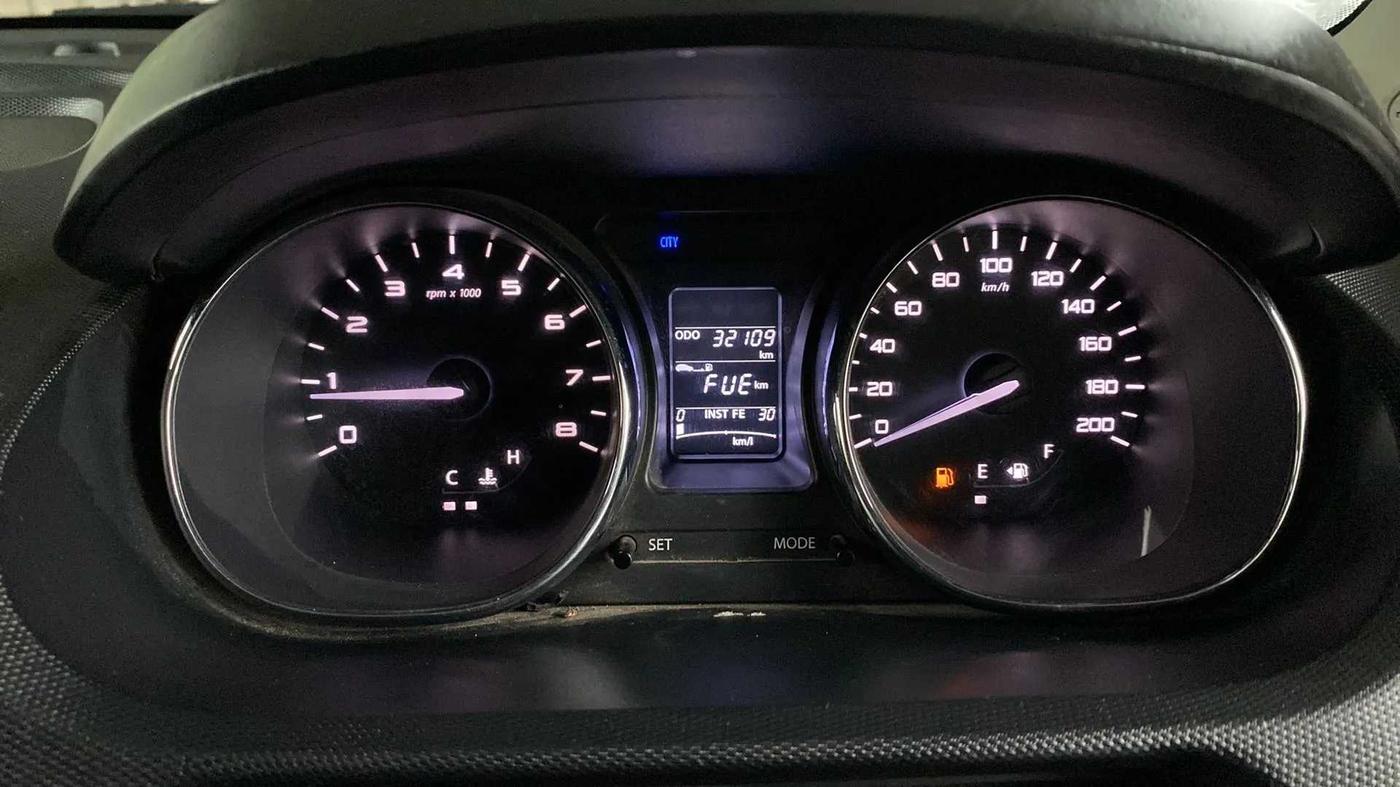 2018 Tata Tiago XZ PETROL, Petrol, Manual, 32,099 km, Odometer Image