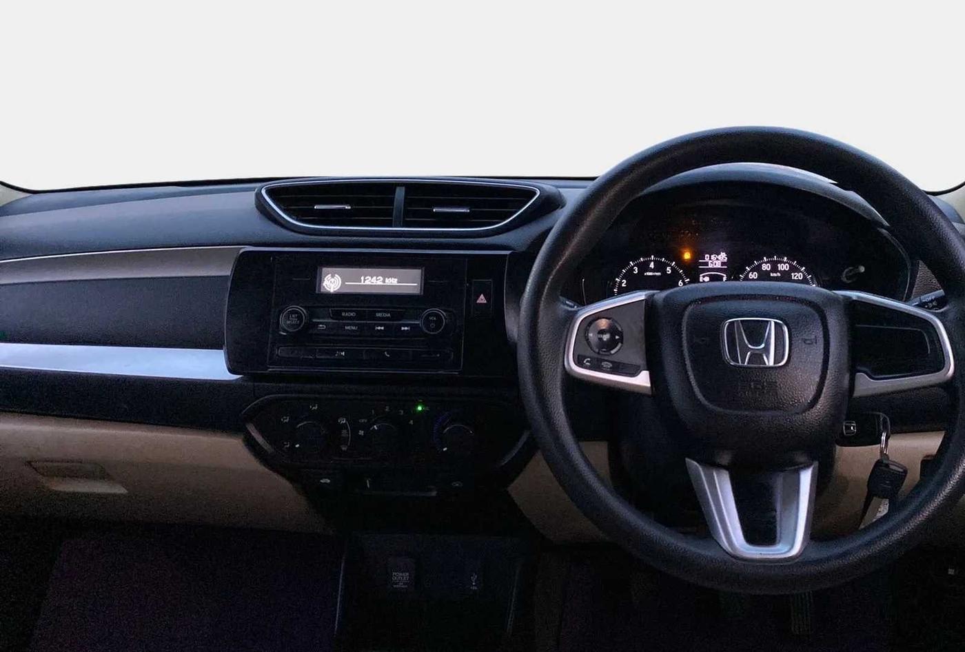 2022 Honda Amaze 1.2L I-VTEC S, Petrol, Manual, 16,481 km, Air Conditioner