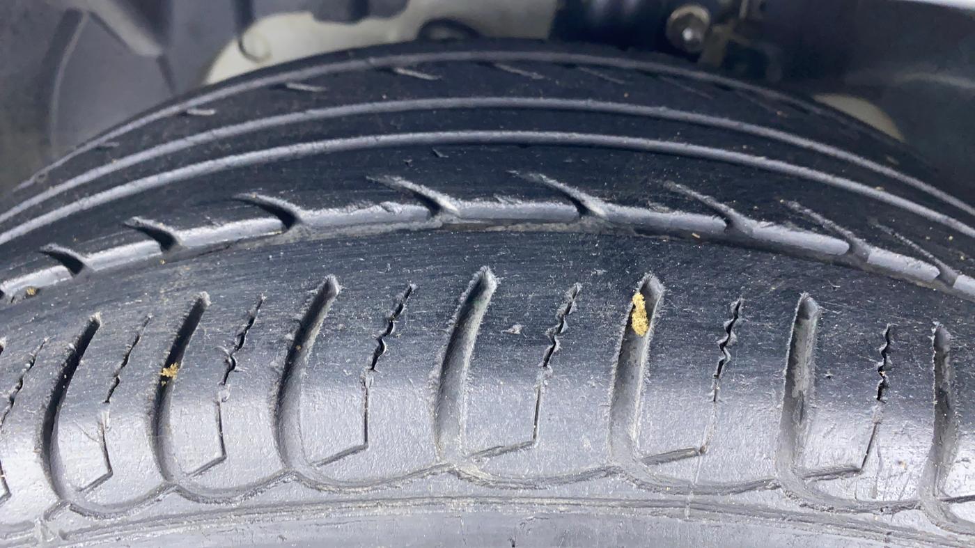 2015 Ford Ecosport 1.5TITANIUM TDCI, Diesel, Manual, 41,265 km, Left Front Tyre Tread