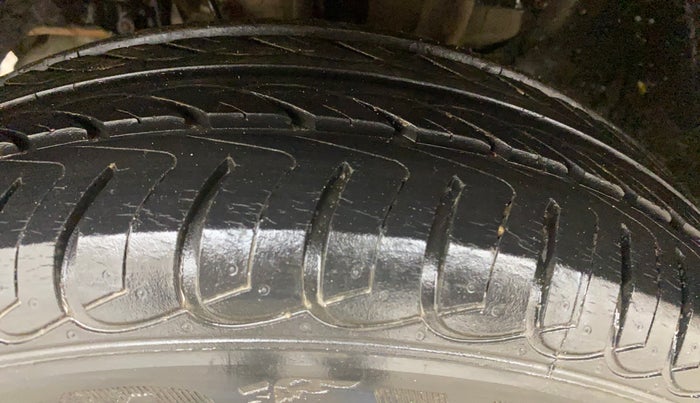 2017 Tata Tiago XZA PETROL, Petrol, Automatic, 14,836 km, Left Front Tyre Tread
