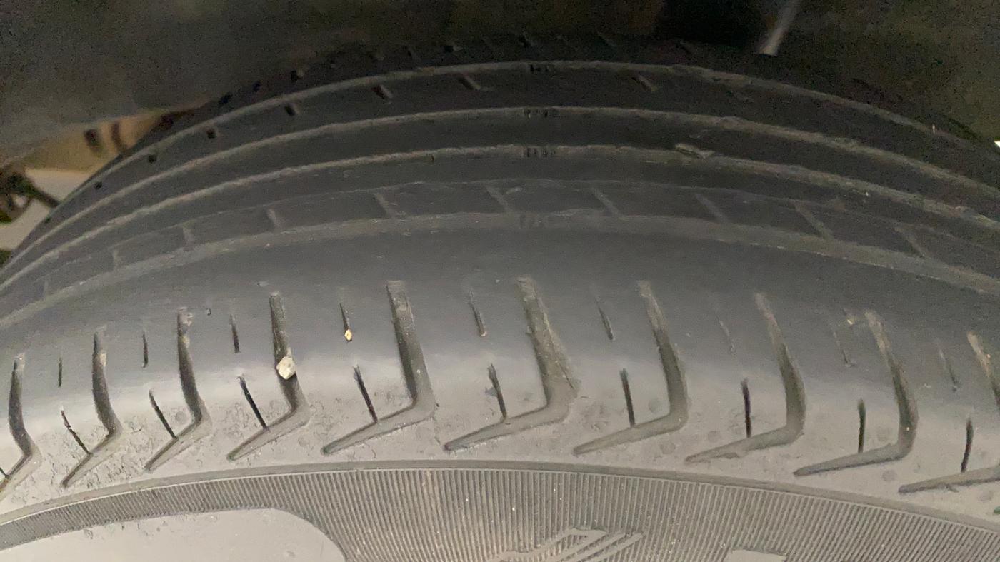 2018 Datsun Redi Go A, Petrol, Manual, 83,655 km, Left Rear Tyre Tread