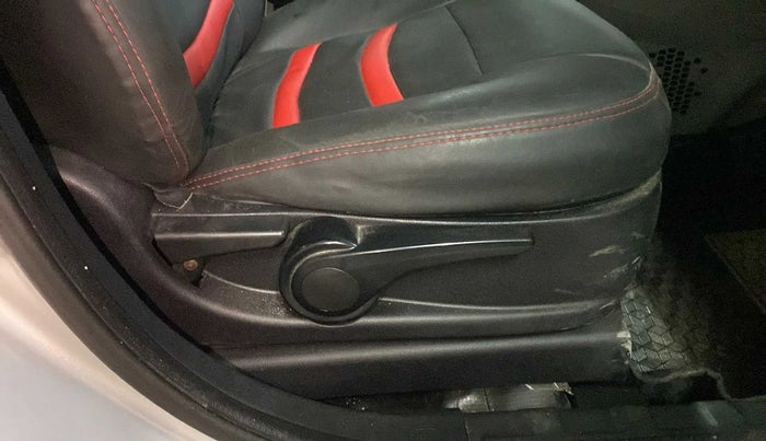 2018 Tata NEXON XZ PLUS DIESEL, Diesel, Manual, 81,169 km, Driver Side Adjustment Panel