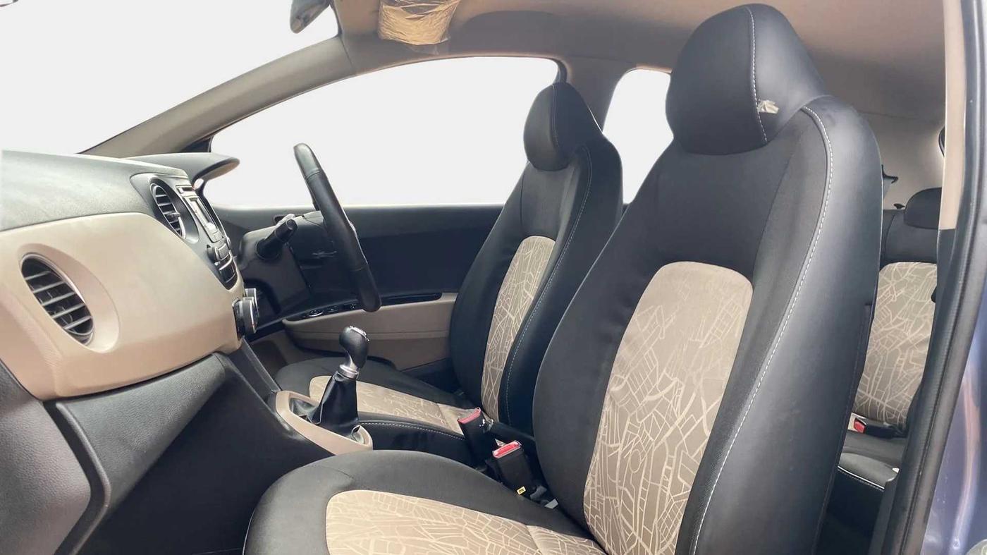 2015 Hyundai Grand i10 SPORTZ 1.2 KAPPA VTVT, Petrol, Manual, 62,247 km, Right Side Front Door Cabin