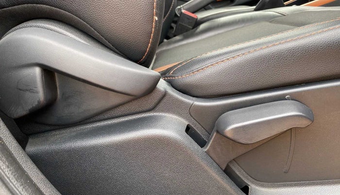 2021 Ford Ecosport TITANIUM 1.5 SPORTS(SUNROOF) PETROL, Petrol, Manual, 19,893 km, Driver Side Adjustment Panel