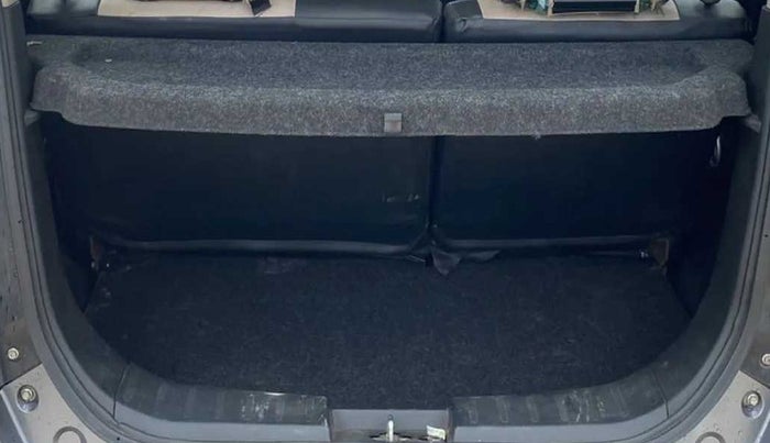 2013 Maruti Wagon R 1.0 LXI, Petrol, Manual, 27,075 km, Boot Inside