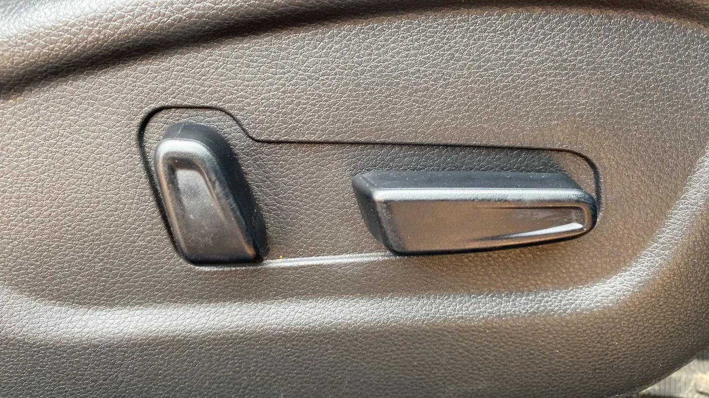2021 KIA SELTOS GTX PLUS DCT 1.4 PETROL, Petrol, Automatic, 14,763 km, Driver Side Adjustment Panel